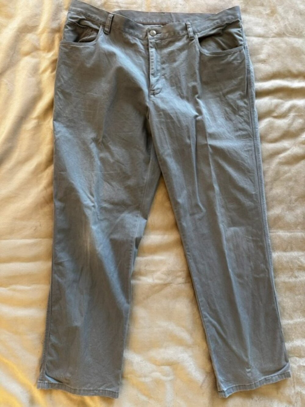 Roundtree & Yorke Casuals pants 40" X 32" Lot of 2